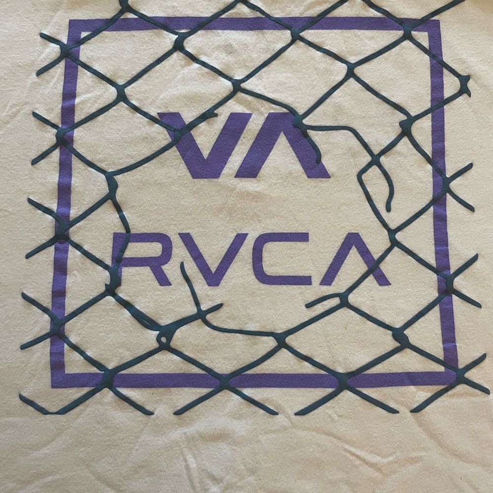 RVCA Cream Tee with Purple Chain Link Fence Graphic Large